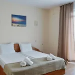 Milan 2* Primorsko