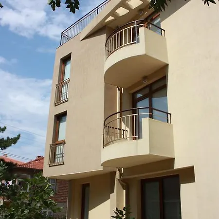 Milan Primorsko